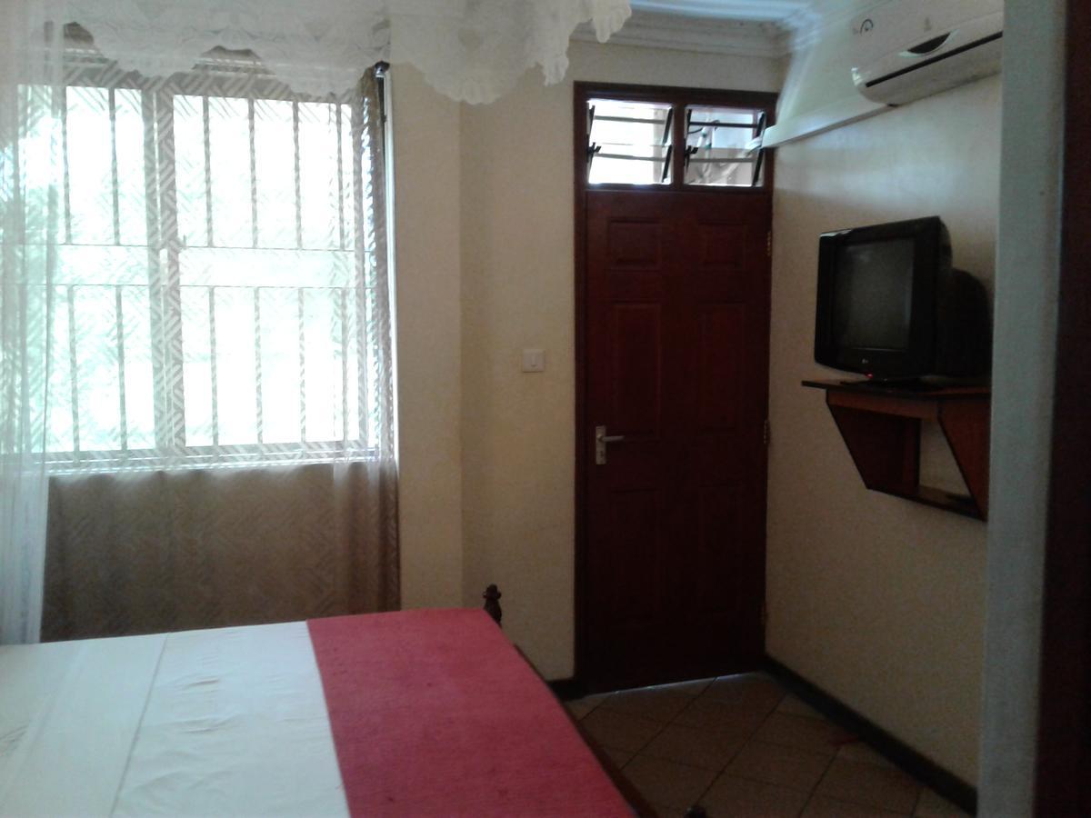 Coastgate Hotel Mombasa Esterno foto